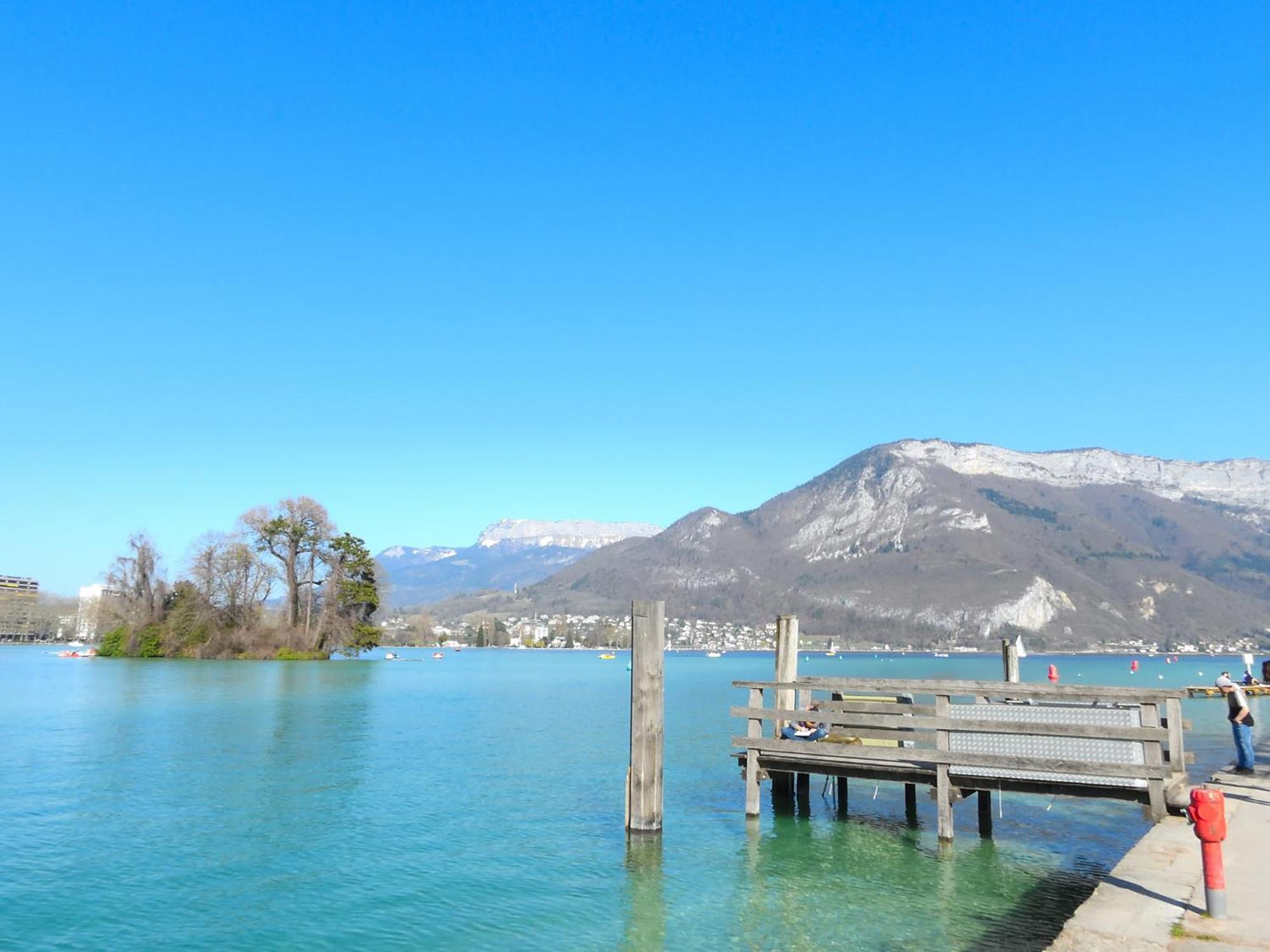 Appart L'Avant Scene Tresums Annecy Exterior photo